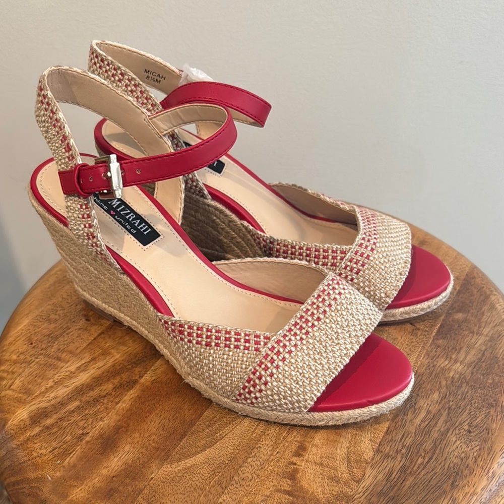 Isaac Mizrahi “Micha” Red Stitch Wedge Espadrille Sandals.  Size 8.5M. NWOB